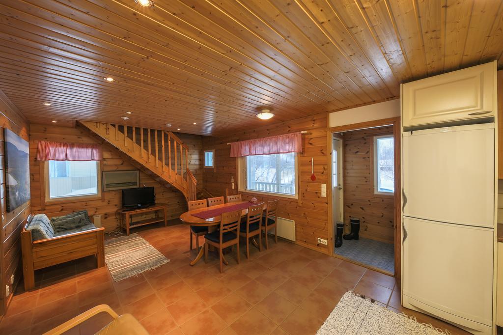 Hotel Lapinkylae Utsjoki Exteriér fotografie